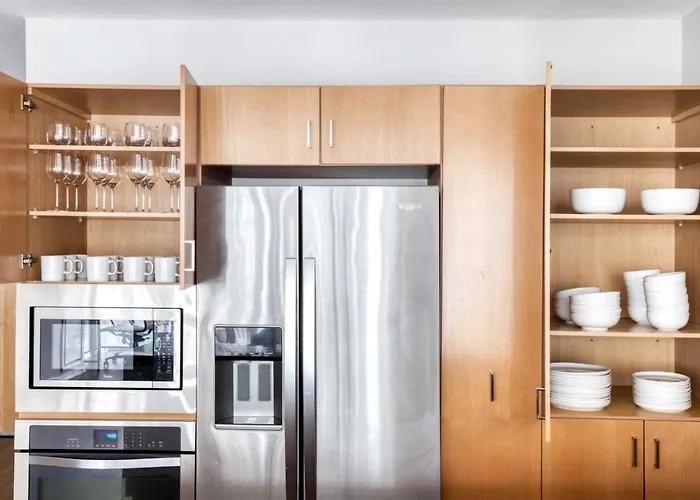 Apartment Streeterville 2br W Pool Gym Nr Riverwalk Chi-880 *