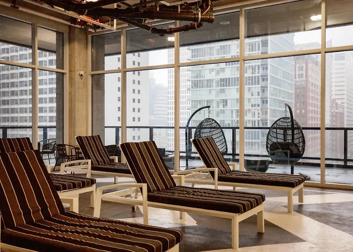 Streeterville 2br W Pool Gym Nr Riverwalk Chi-880