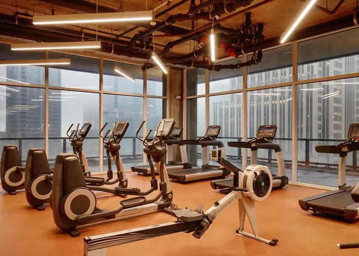 Apartment Streeterville 2br W Pool Gym Nr Riverwalk Chi-880