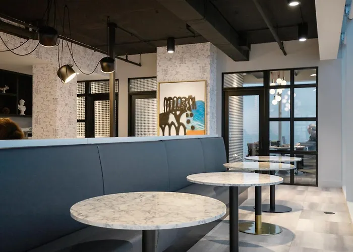 Apartment Streeterville 2br W Pool Gym Nr Riverwalk Chi-880