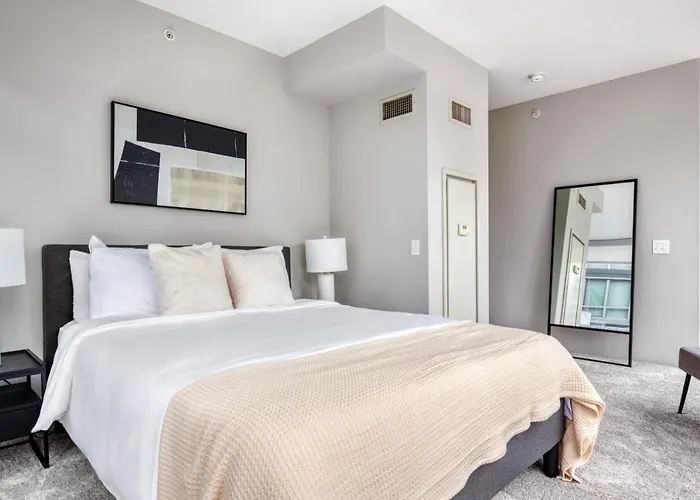Streeterville 2br W Pool Gym Nr Riverwalk Chi-880 *